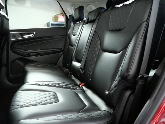 Certified 2024 Ford Edge Titanium AWD/4WD image 15