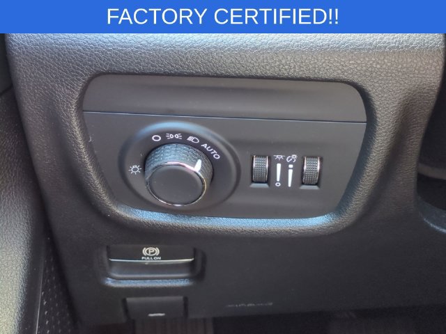Certified 2024 Jeep Grand Cherokee L Laredo RWD image 19