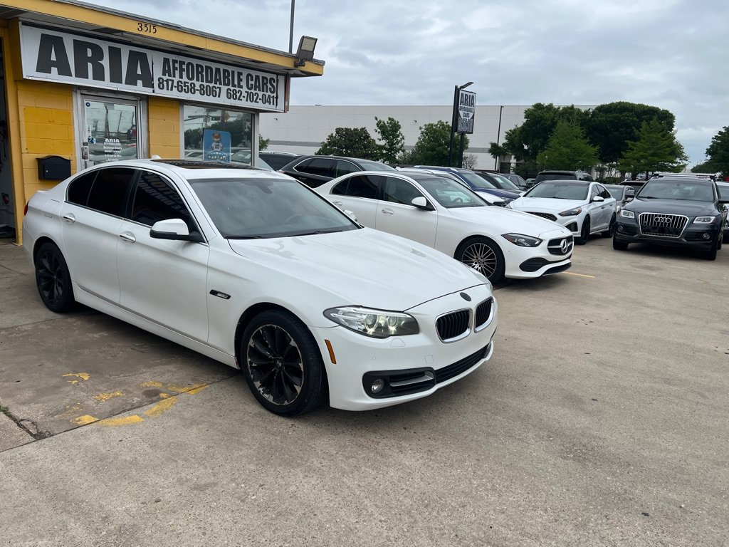 Used 2016 BMW 528i Sedan RWD image 1