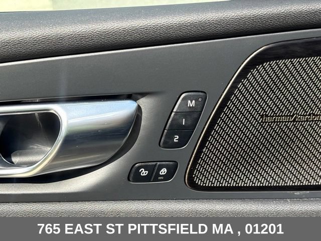 Used 2025 Volvo XC60 B5 Ultra w/ Protection Package Premier AWD/4WD image 20