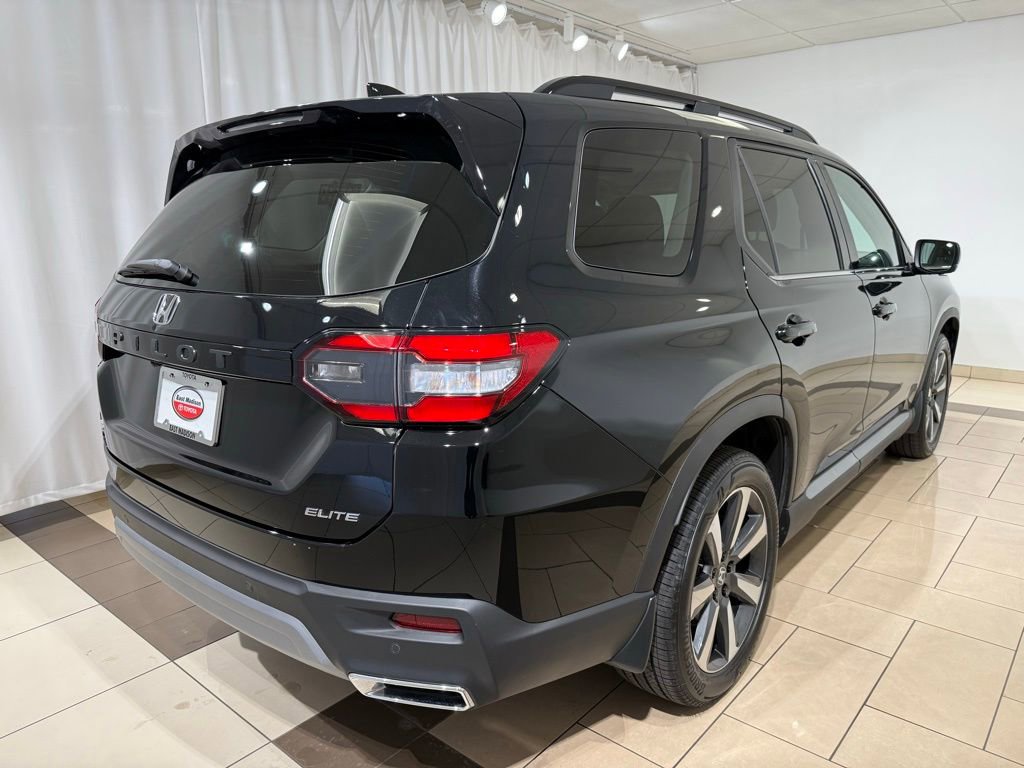 Used 2025 Honda Pilot Elite image 5