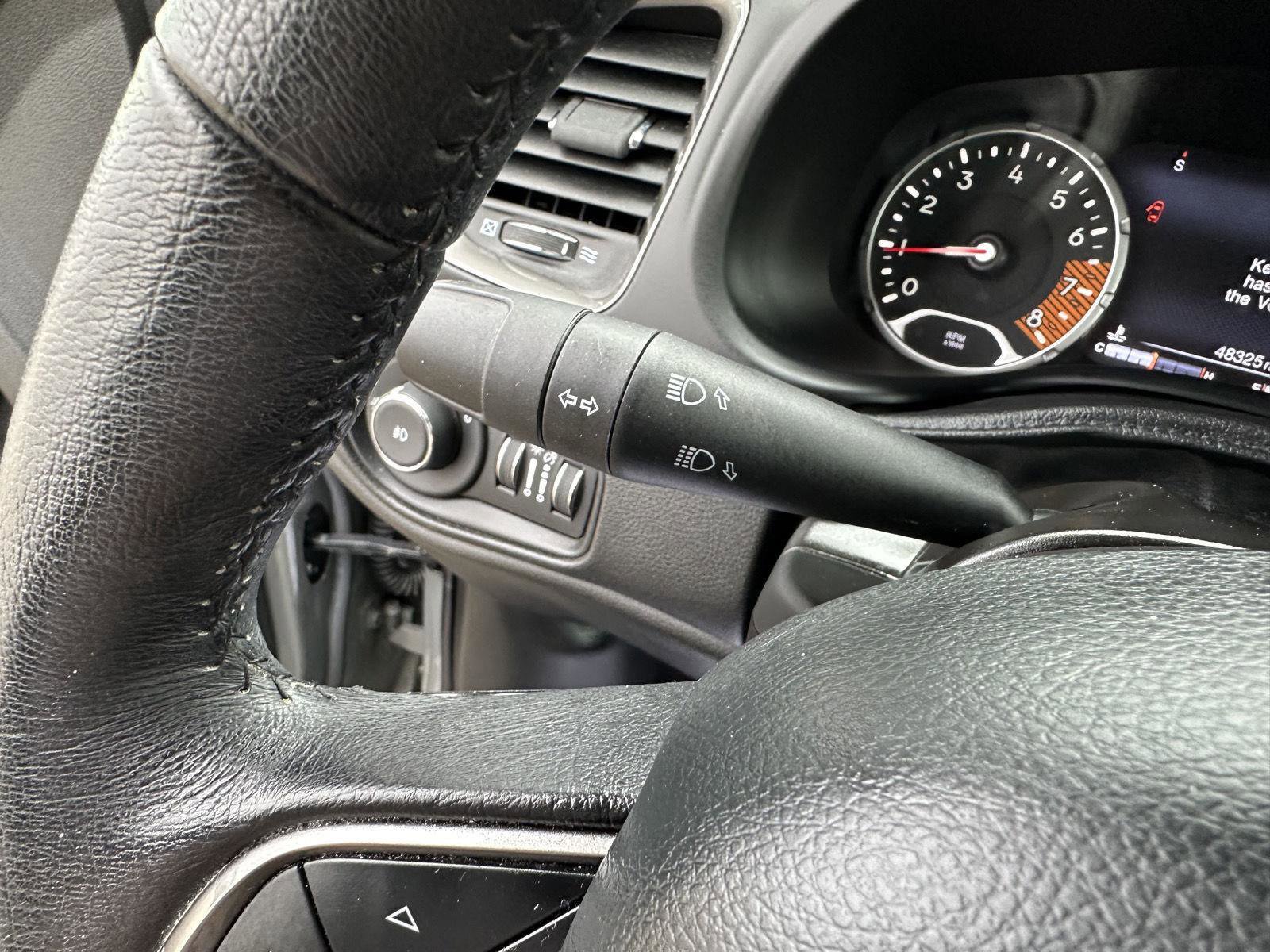 Used 2020 Jeep Renegade Limited AWD/4WD image 23