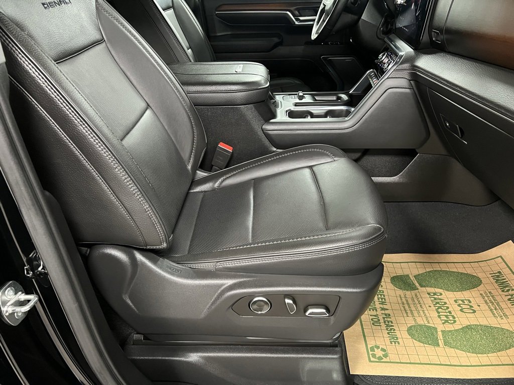 Used 2024 GMC Sierra 3500 Denali w/ Denali Reserve Package image 66