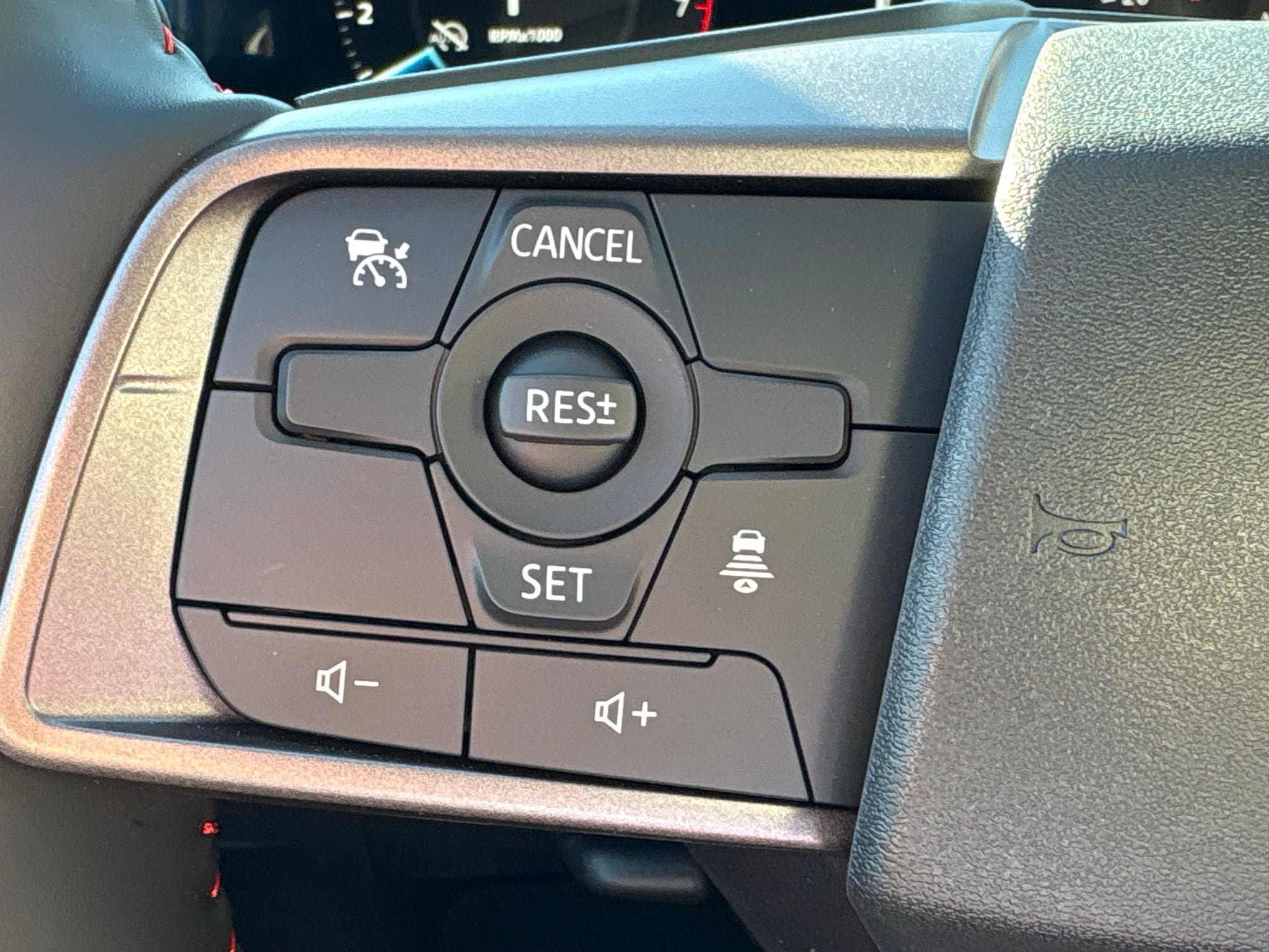 New 2027 Nissan Sentra SR w/ Floor Mat Package FWD image 17