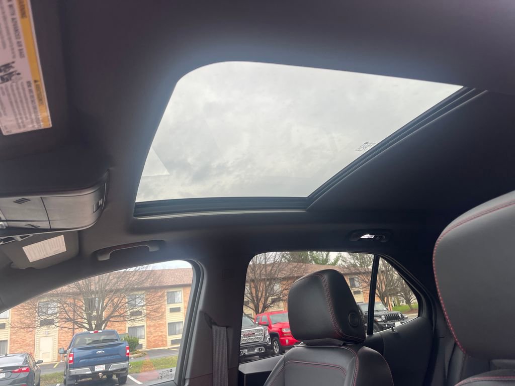 Certified 2024 Chevrolet Equinox RS w/ LPO, Floor Liner Package image 24