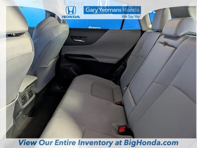 Used 2021 Toyota Venza LE AWD/4WD image 18