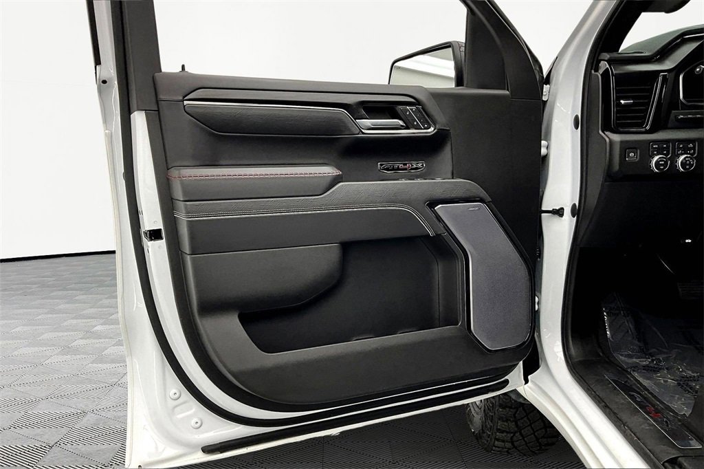 Used 2023 GMC Sierra 1500 AT4X image 24