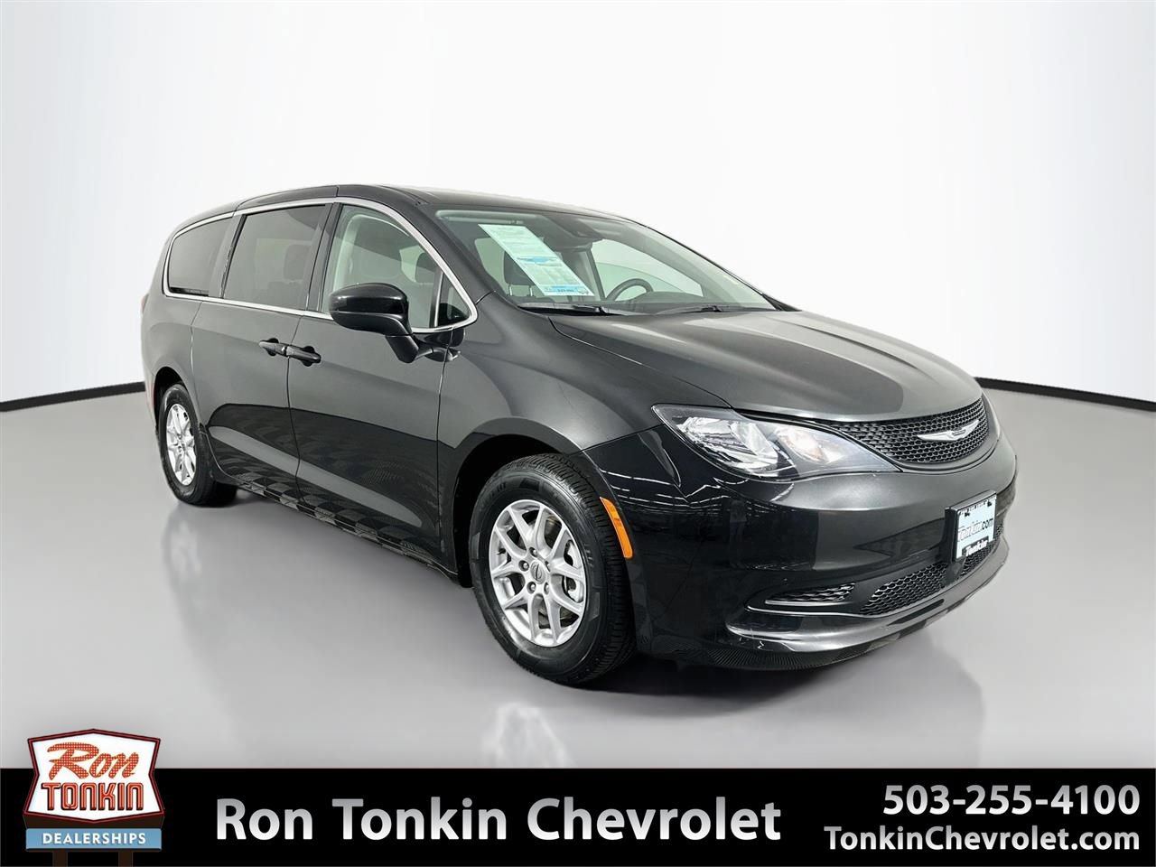Used 2023 Chrysler Voyager LX