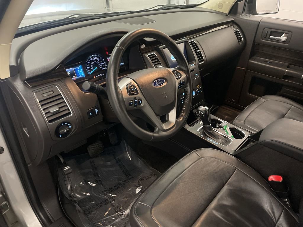 Used 2018 Ford Flex SEL w/ Equipment Group 202A FWD image 4