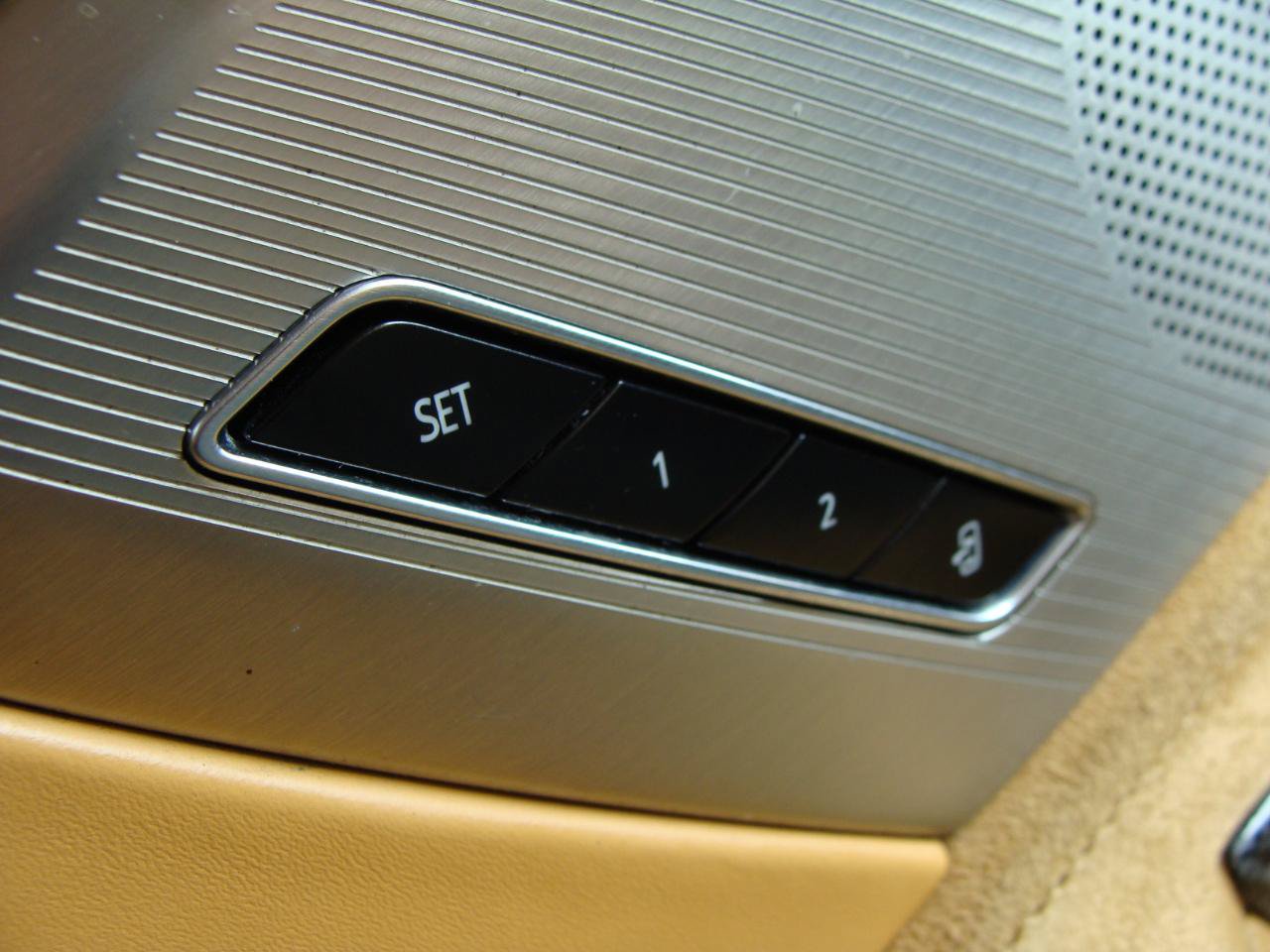 Used 2020 Chevrolet Corvette Stingray Premium Conv w/ 3LT Preferred Equipment Group RWD image 27