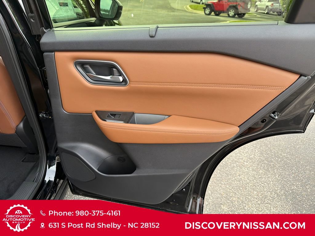 New 2026 Nissan Rogue Platinum AWD/4WD image 38