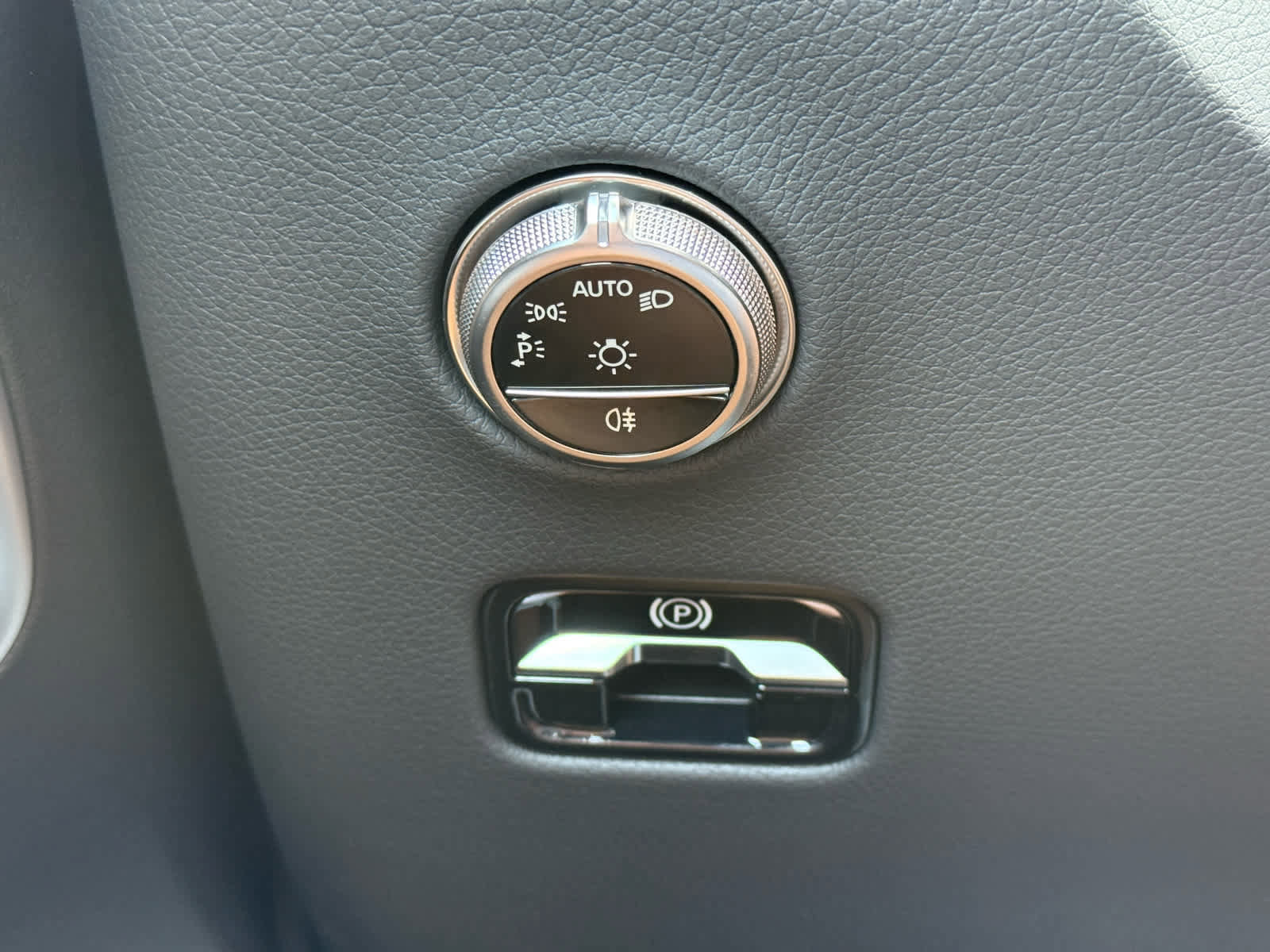 New 2026 Mercedes-Benz GLC 350e 4MATIC image 26