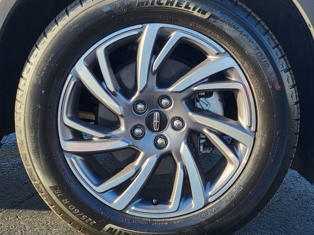 Certified 2024 Lincoln Corsair AWD image 17