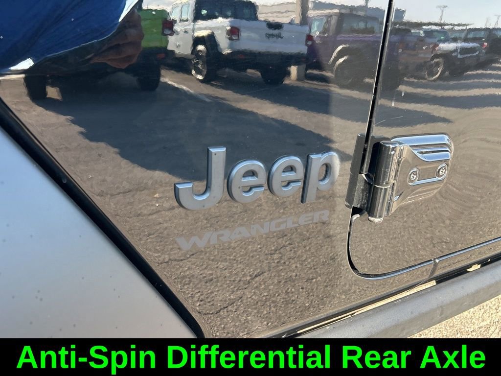 Used 2022 Jeep Wrangler Willys AWD/4WD image 21