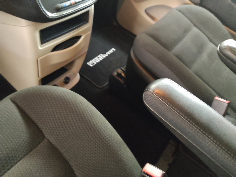 Used 2017 Dodge Grand Caravan SE w/ Power Window Group FWD image 26