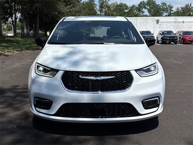 New 2026 Chrysler Pacifica Select image 36