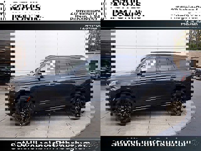 New 2025 Lincoln Navigator Reserve w/ Jet Appearance Package