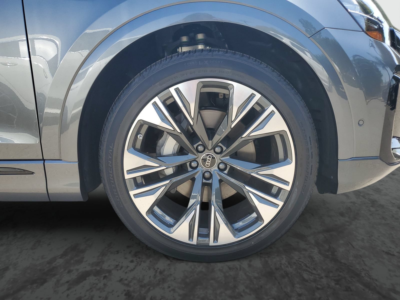 New 2026 Audi Q8 Premium Plus AWD/4WD image 6