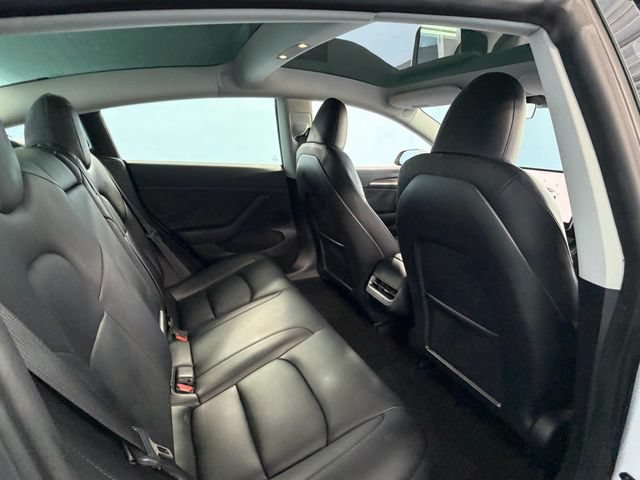 Used 2023 Tesla Model 3 Standard Range RWD image 12
