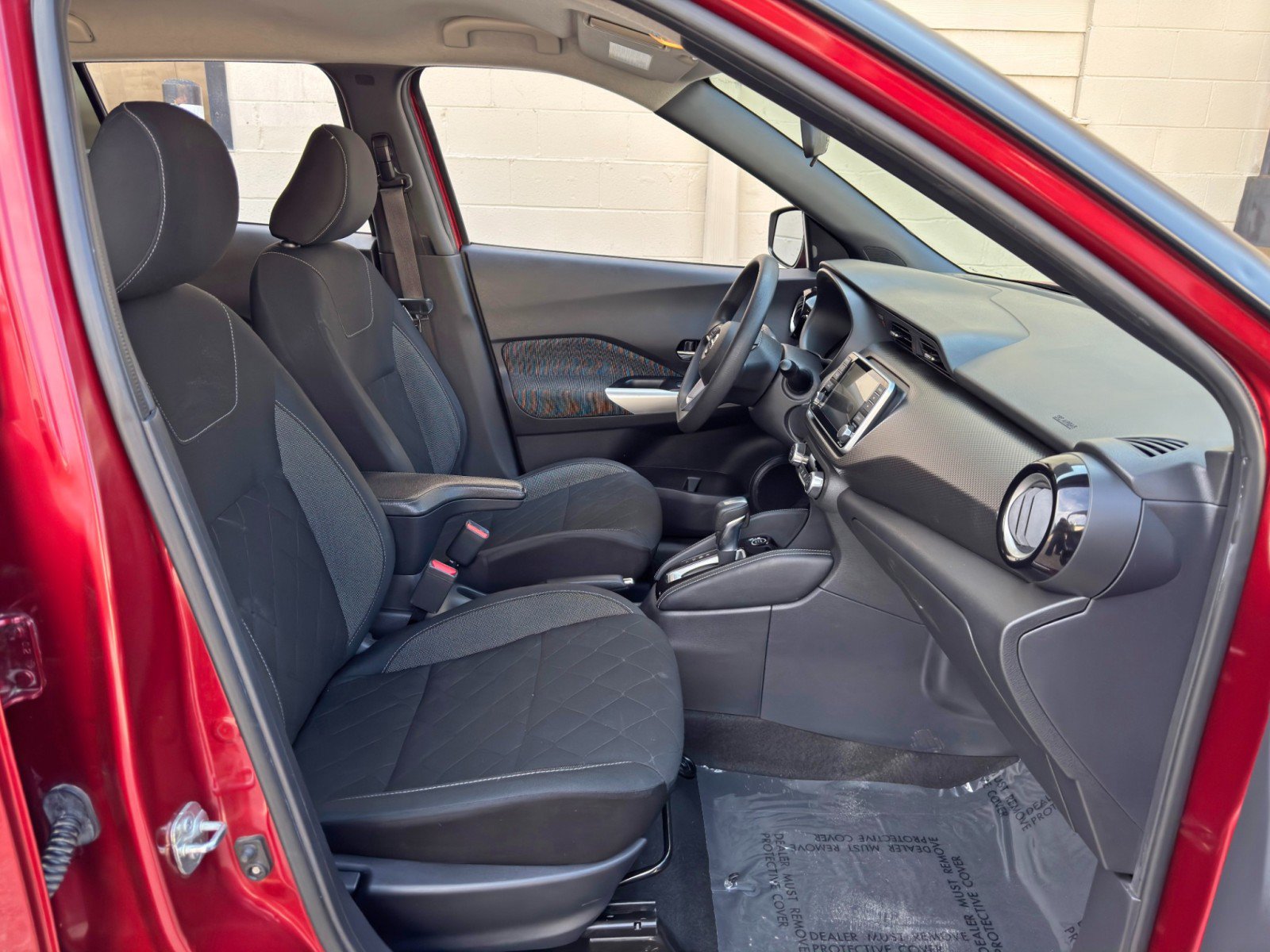Used 2020 Nissan Kicks SV FWD image 14