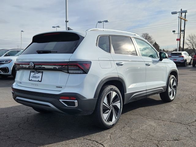 New 2026 Volkswagen Taos SE AWD/4WD image 3