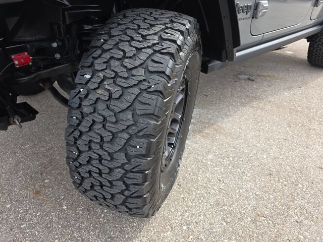 Used 2023 Jeep Wrangler Unlimited Sport AWD/4WD image 34