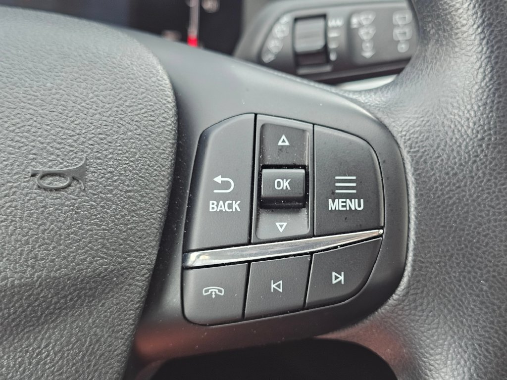 Used 2025 Ford Escape Active AWD/4WD image 26