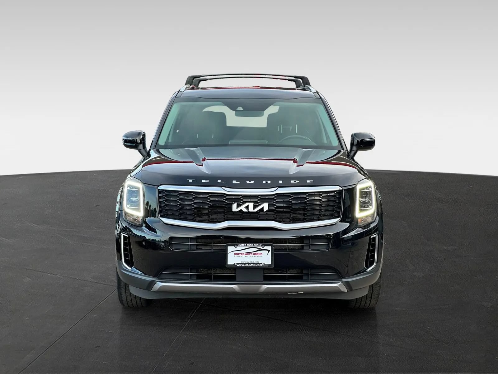 Used 2022 Kia Telluride S AWD/4WD image 2