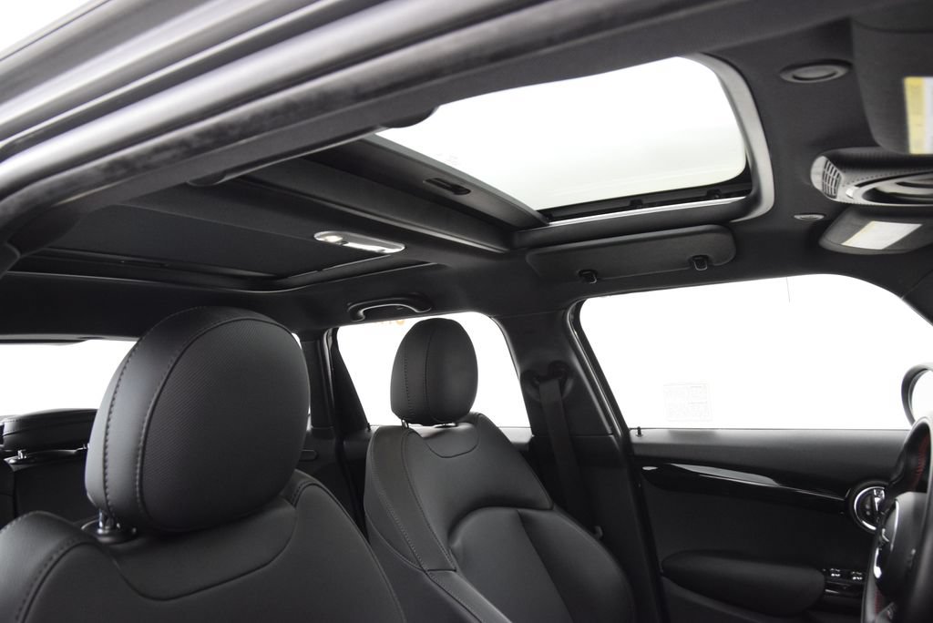 Used 2019 MINI Cooper S FWD image 17