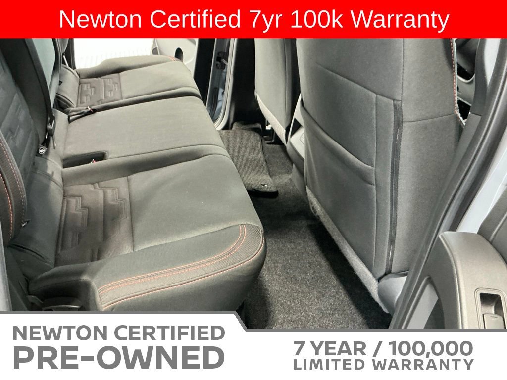 Used 2025 Nissan Frontier PRO-4X AWD/4WD image 23