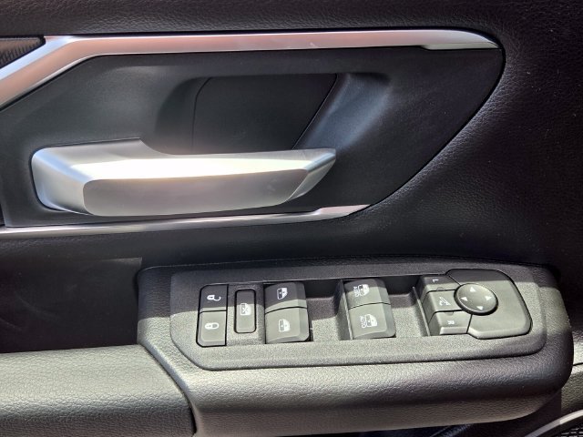 New 2026 RAM 1500 Big Horn AWD/4WD image 17