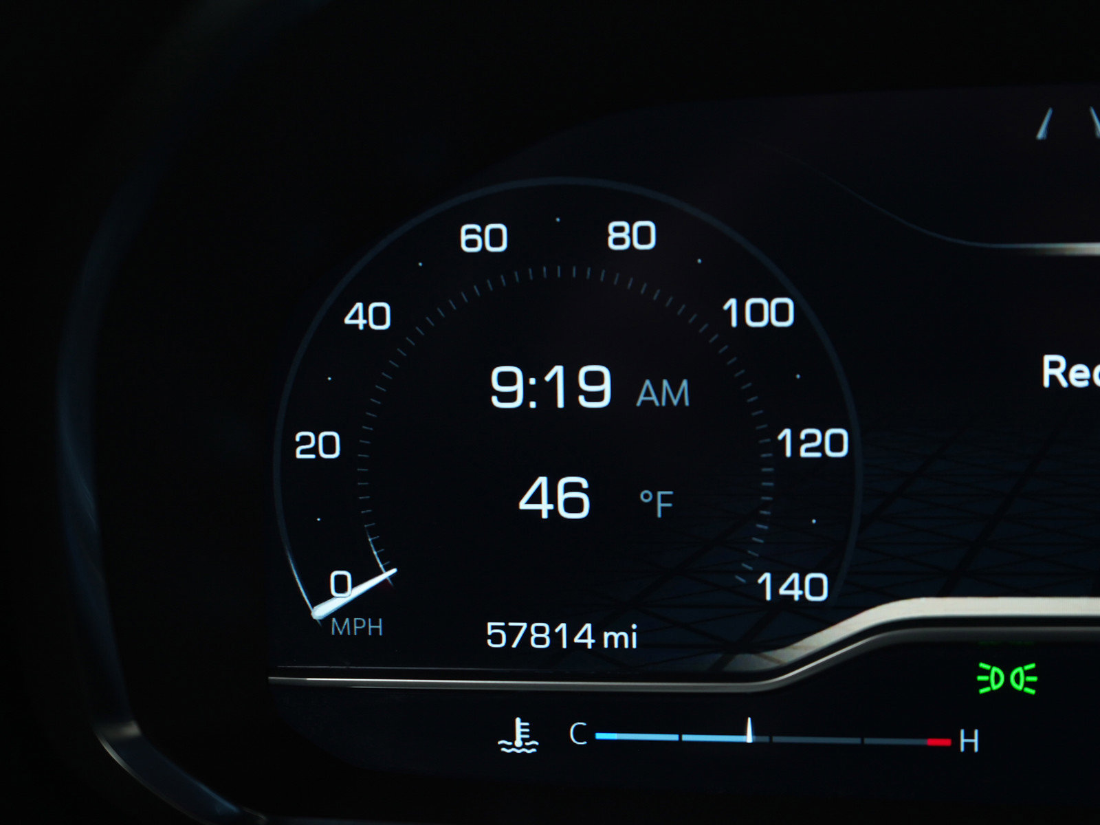 Used 2023 GMC Yukon XL SLT image 32