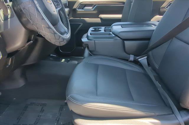 Used 2025 Chevrolet Silverado 2500 LTZ AWD/4WD image 16