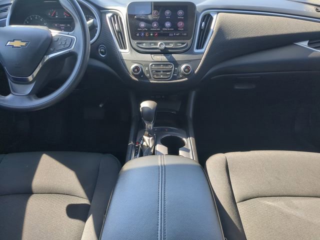 Used 2024 Chevrolet Malibu LT image 17