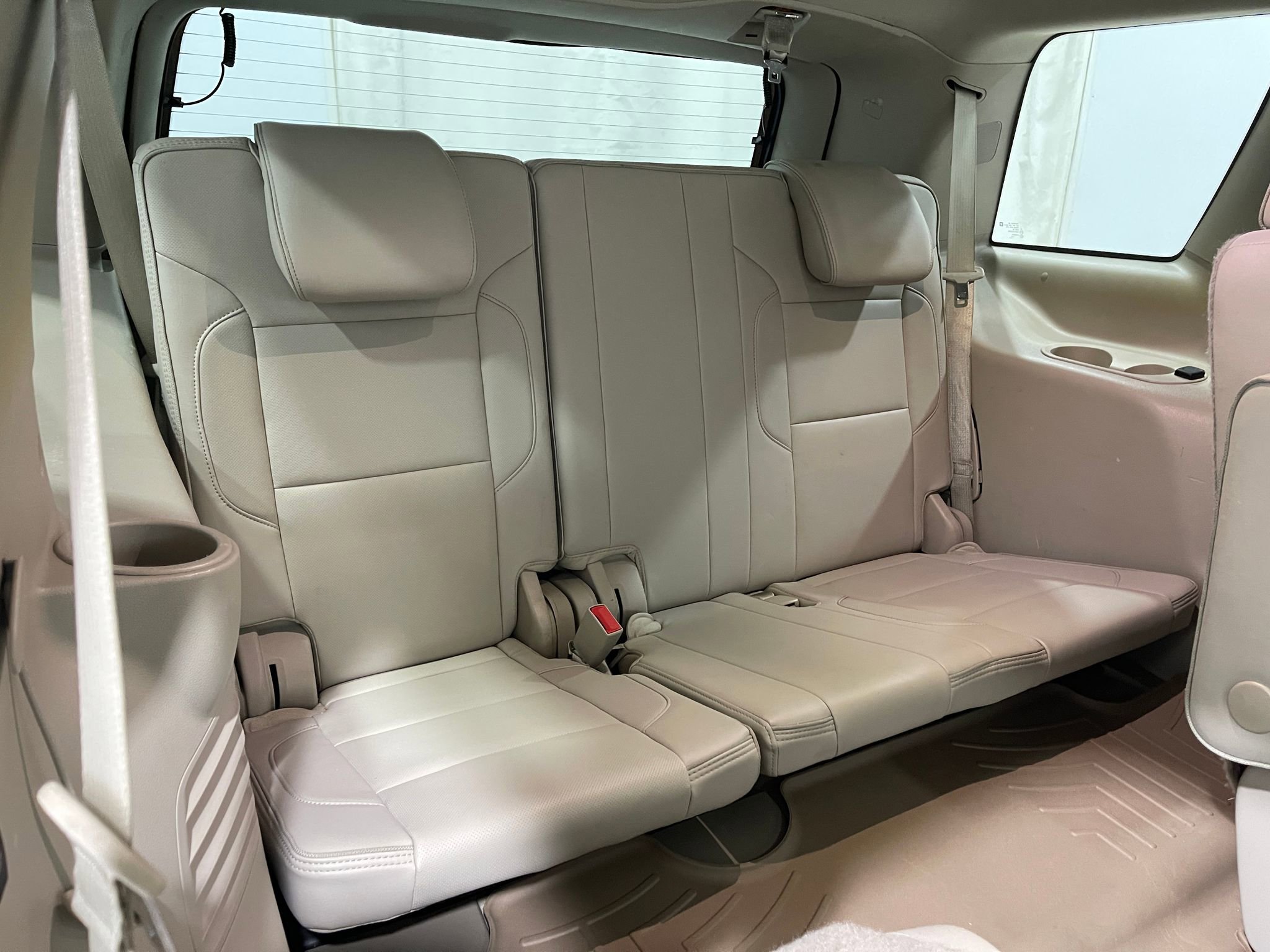 Used 2018 GMC Yukon Denali image 32