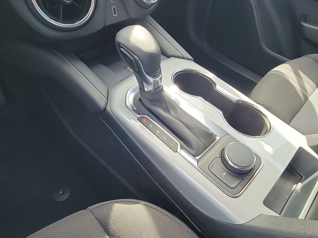 Used 2025 Chevrolet Blazer LT w/ Convenience Package image 15