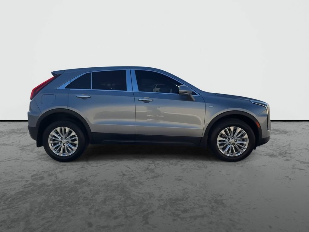 Certified 2024 Cadillac XT4 Luxury FWD image 9