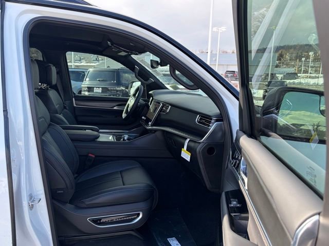 New 2026 Jeep Grand Wagoneer L Summit image 28