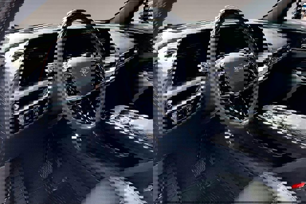 New 2026 Cadillac Lyriq Premium Luxury image 6