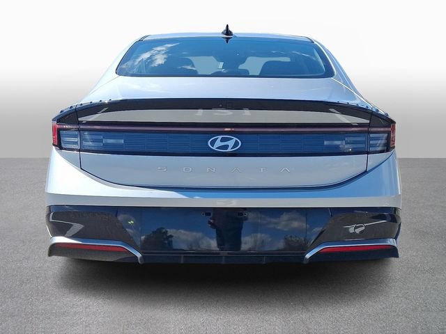 Used 2025 Hyundai Sonata SEL FWD image 5