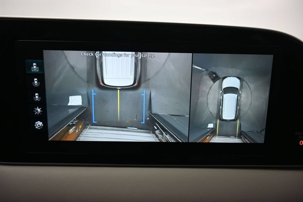 Used 2022 Hyundai Palisade Limited FWD image 21