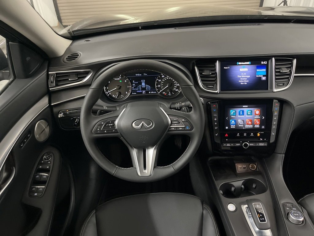 Certified 2025 INFINITI QX50 Luxe image 24