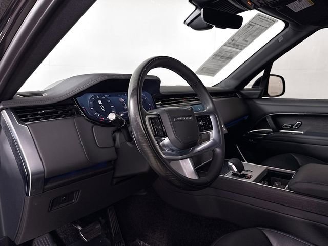 Certified 2024 Land Rover Range Rover Long Wheelbase SE AWD/4WD image 9