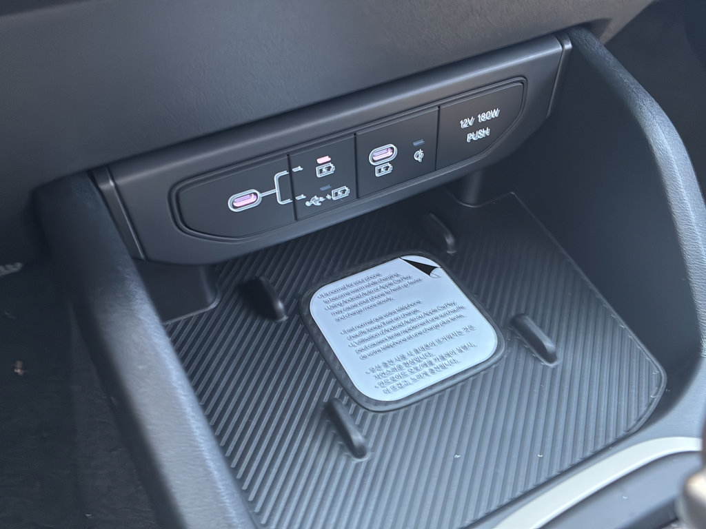 New 2026 Kia K4 GT-Line w/ GT-Line Premium Package FWD image 37