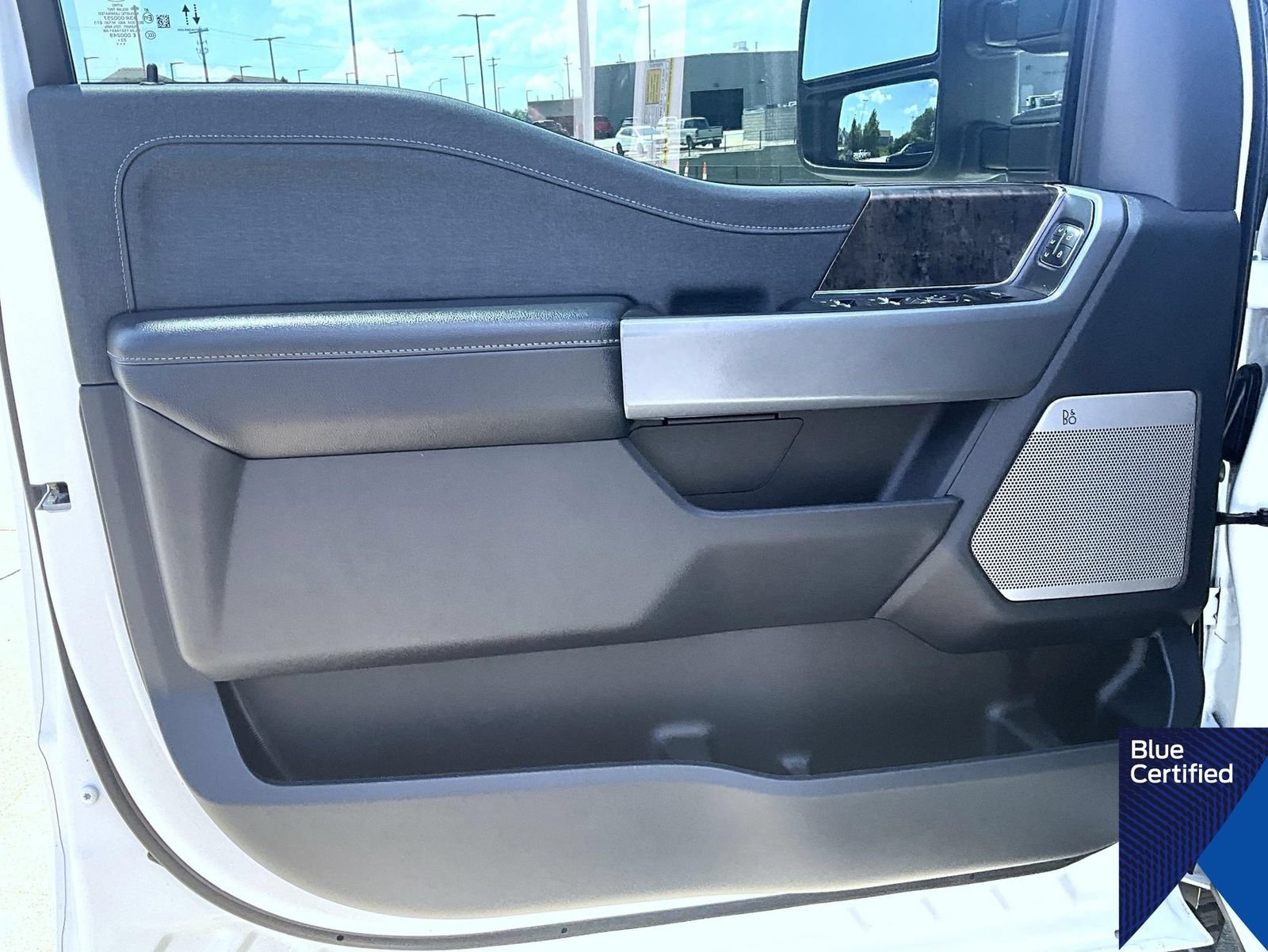 Used 2024 Ford F350 Lariat w/ Sport Appearance Package AWD/4WD image 9