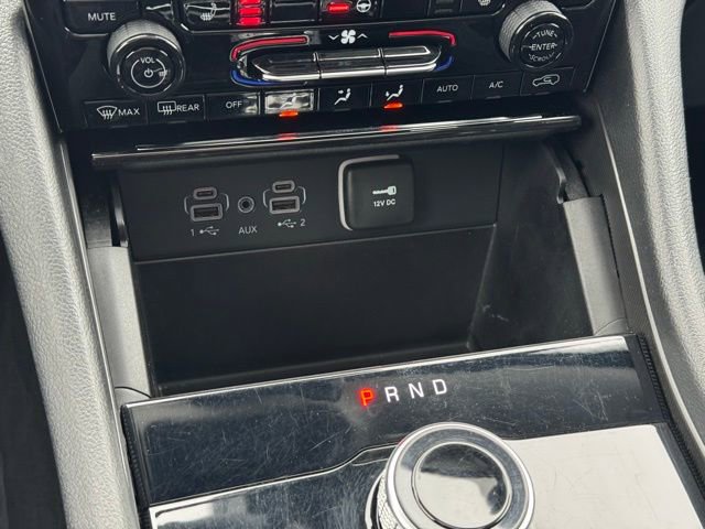 Used 2023 Jeep Grand Cherokee Laredo image 17