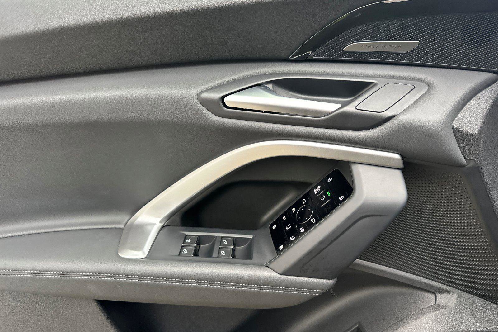 Certified 2025 Audi Q5 Premium Plus w/ Premium Plus image 11