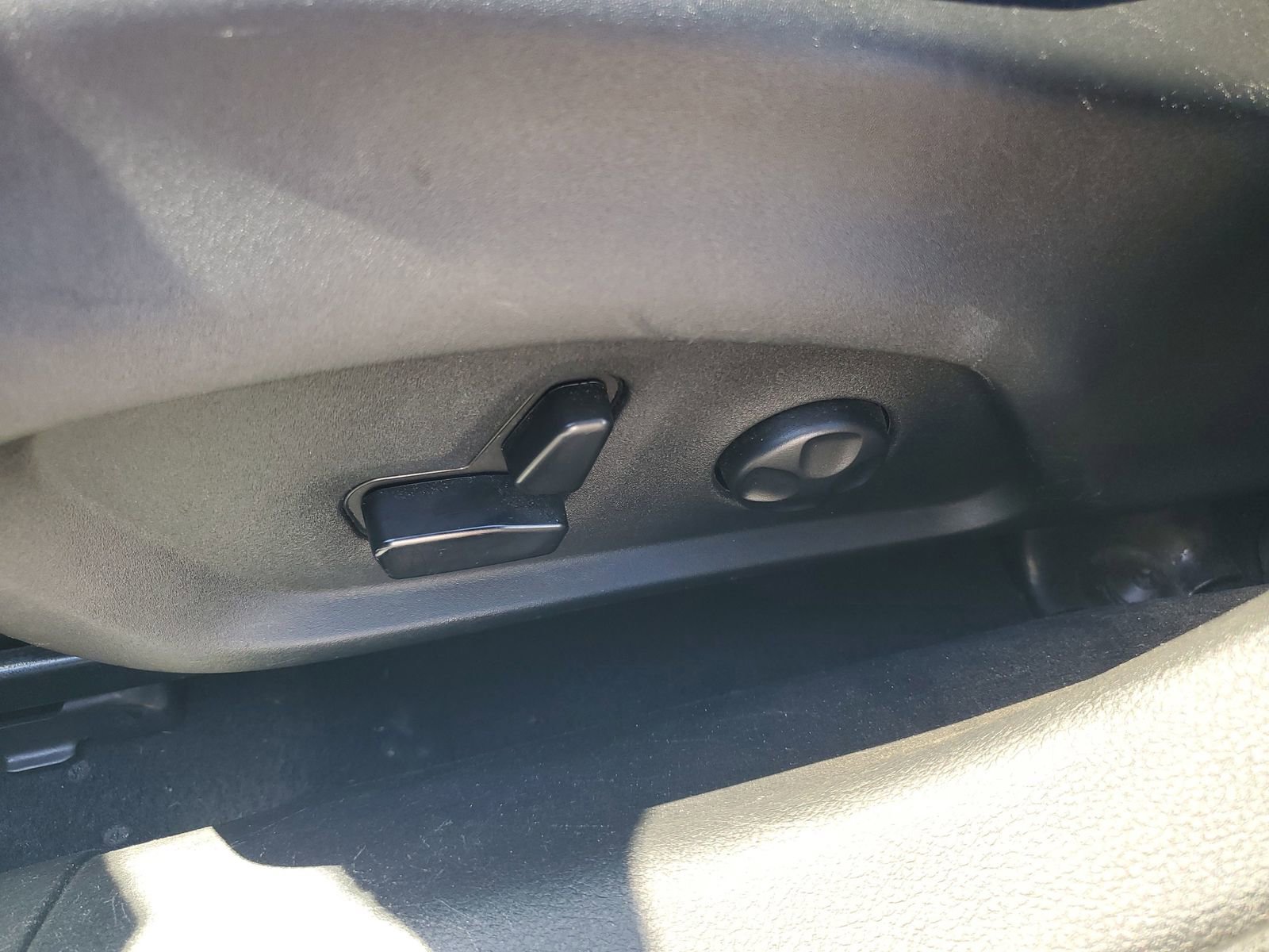 Used 2020 Jeep Compass Latitude AWD/4WD image 7
