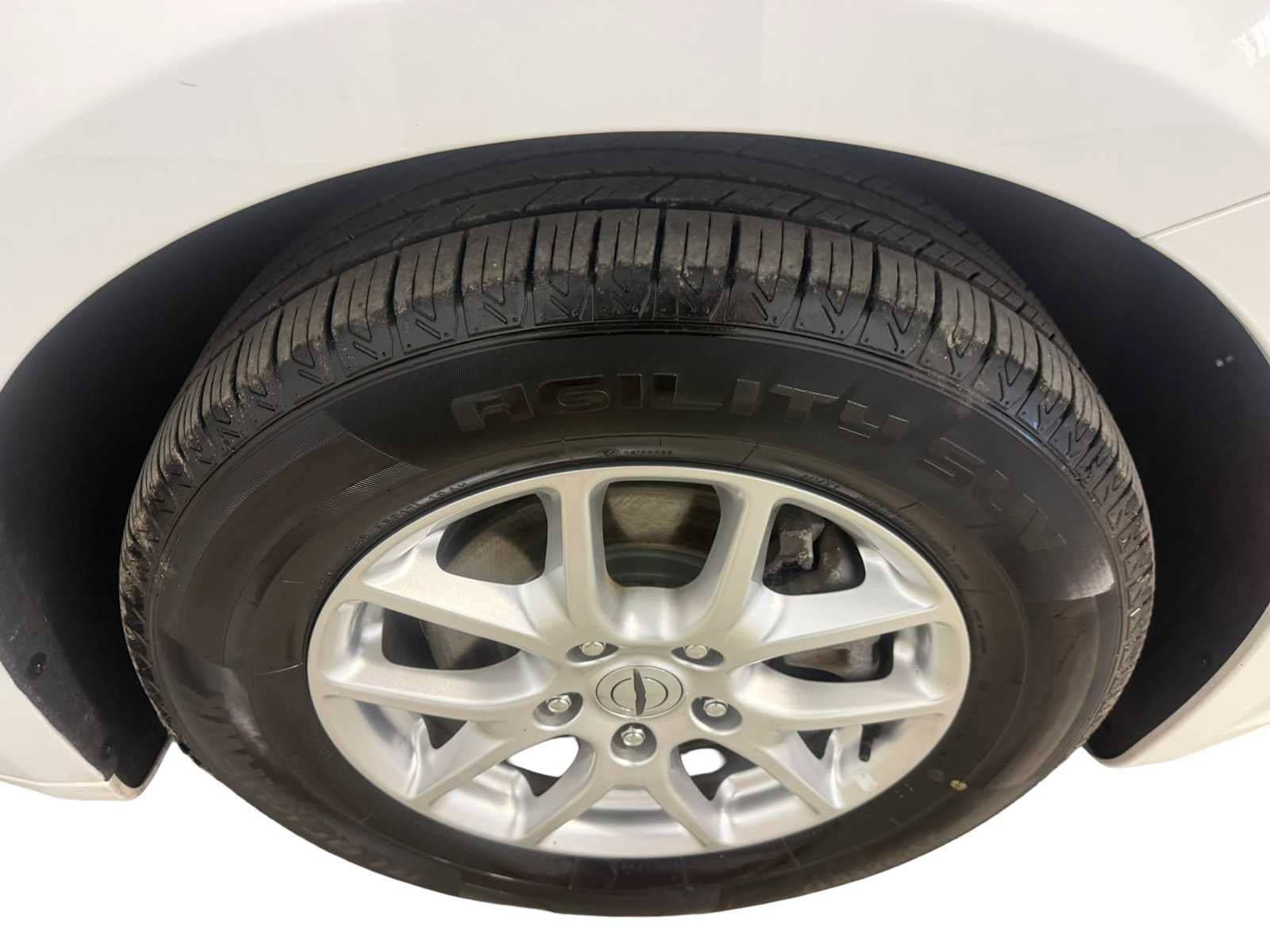 Used 2022 Chrysler Pacifica Touring-L FWD image 12