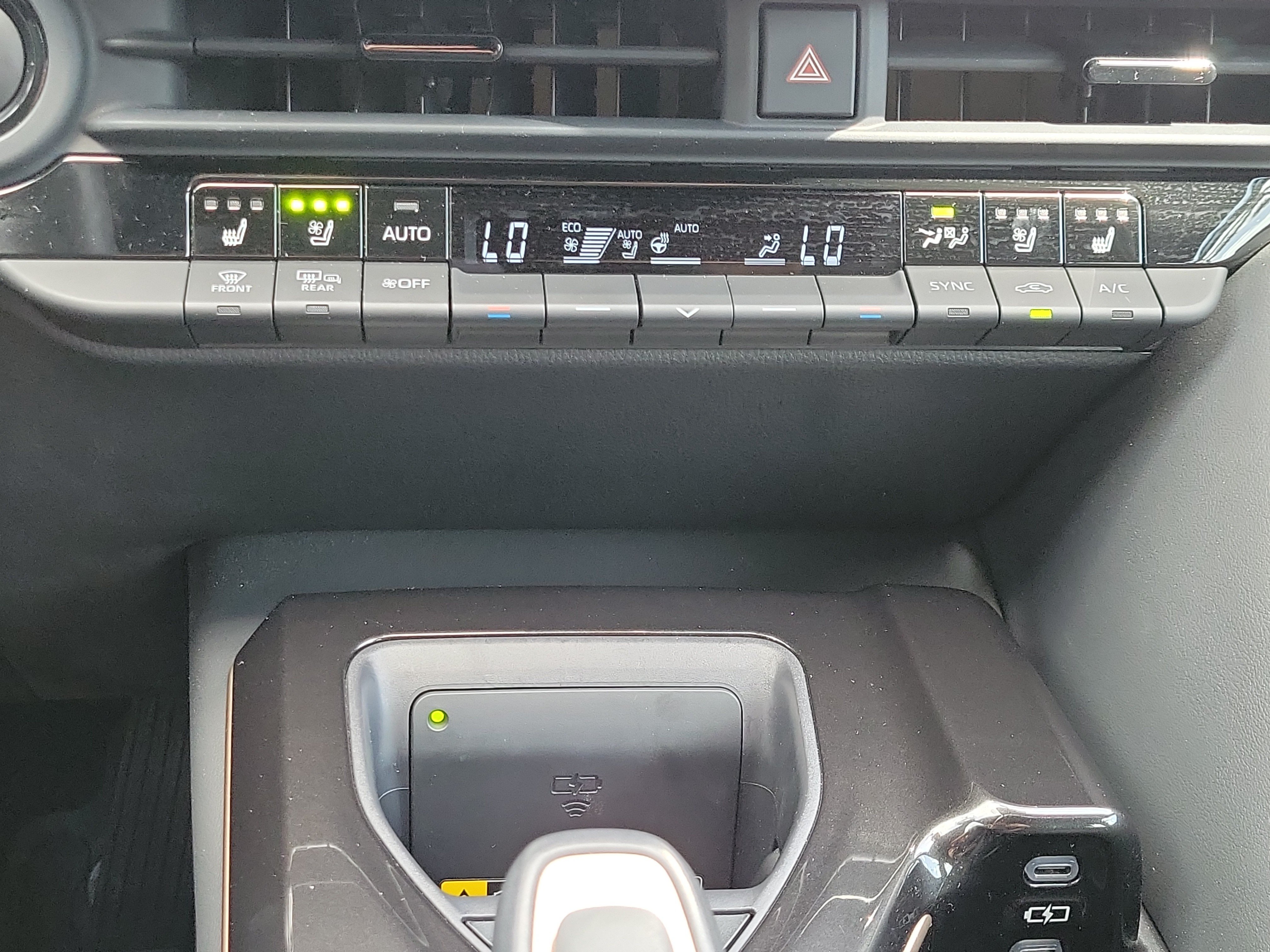Used 2025 Toyota Crown Signia AWD/4WD image 23